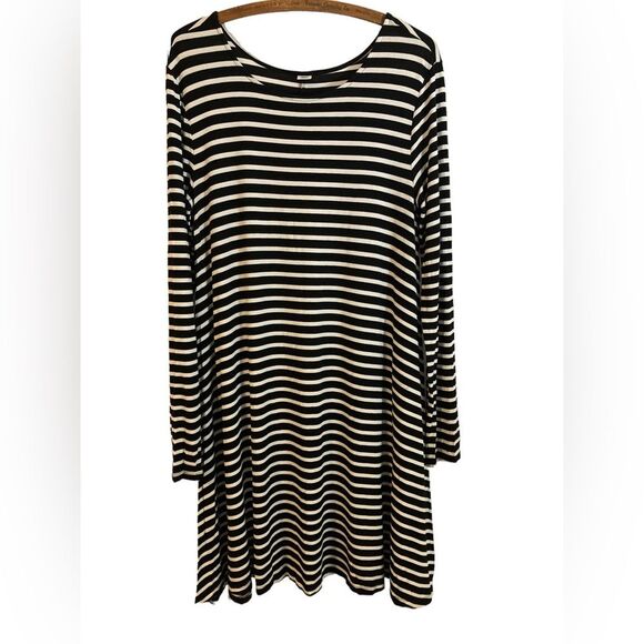 Old Navy Swing Dress Size L - Picture 2 of 5